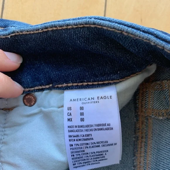 EUC Denim Shorts - Picture 5 of 5